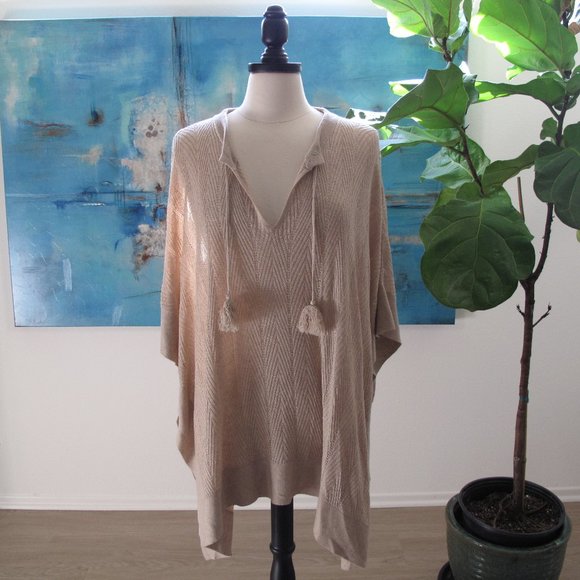 Splendid Sweaters - SPLENDID Cashmere Blend Beige Poncho